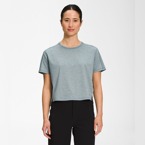 THE NORTH FACE EA Dawndream Relaxed Short Sleeve in Goblin Blue Heather - Picture 1 of 8